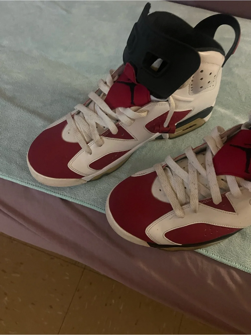 Air Jordan 6 Retro OG Carmine